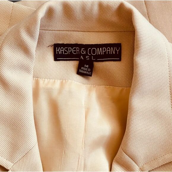 Vintage Kasper&Co. ASL Camel Single Breasted Flap Pocket Lined Wool Blazer - Picture 13 of 16